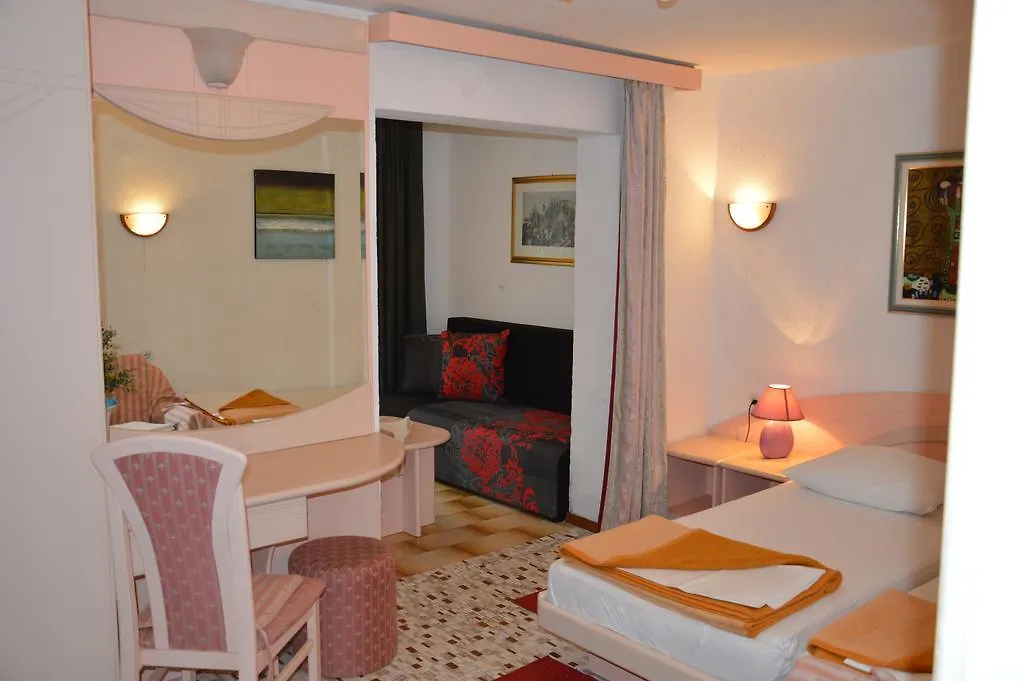 Hous Mira Daire Poreč Hırvatistan