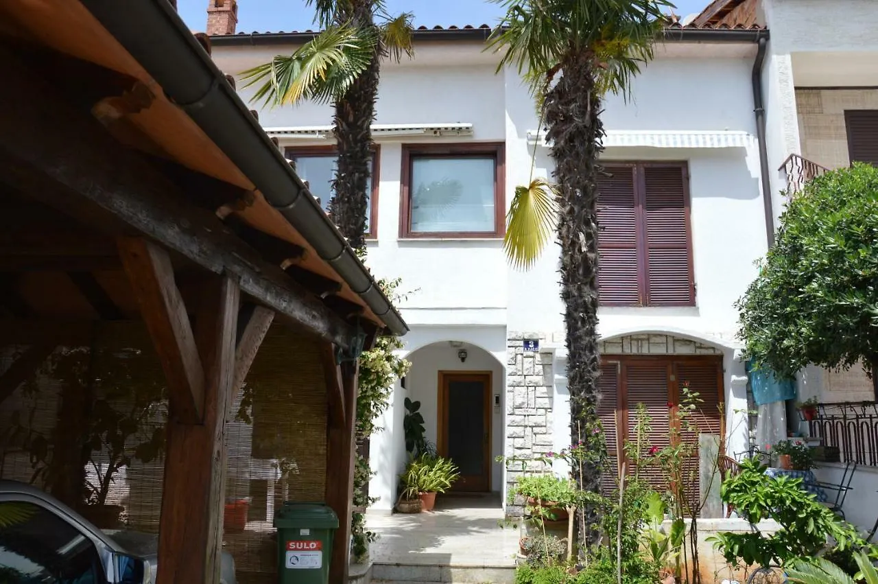Hous Mira Apartment Porec