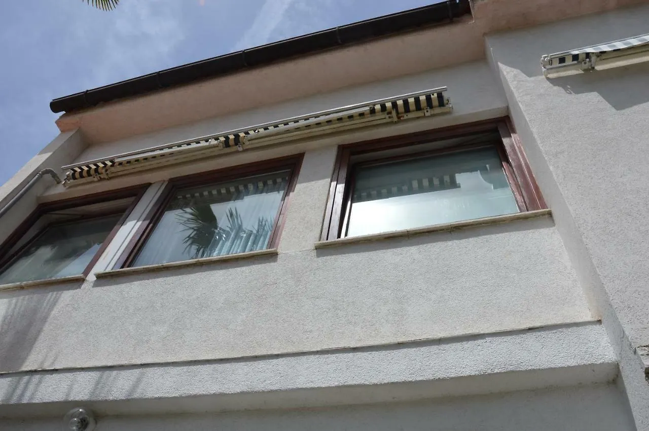 Hous Mira Apartment Porec